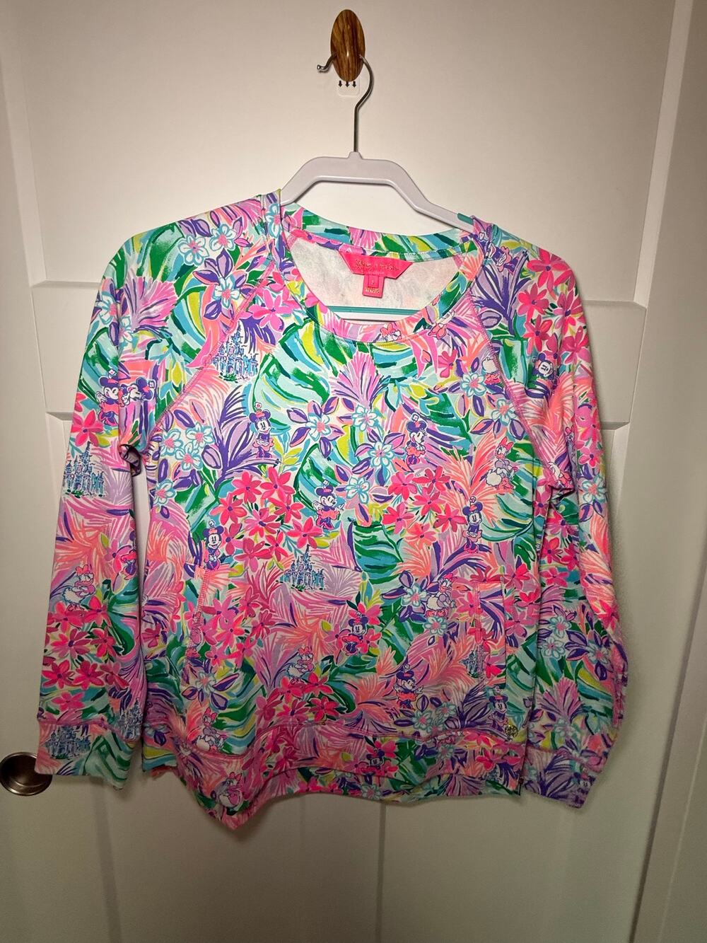Disney Parks x Lilly Pulitzer Mickey Minnie Floral Pullover Sweatshirt Size S